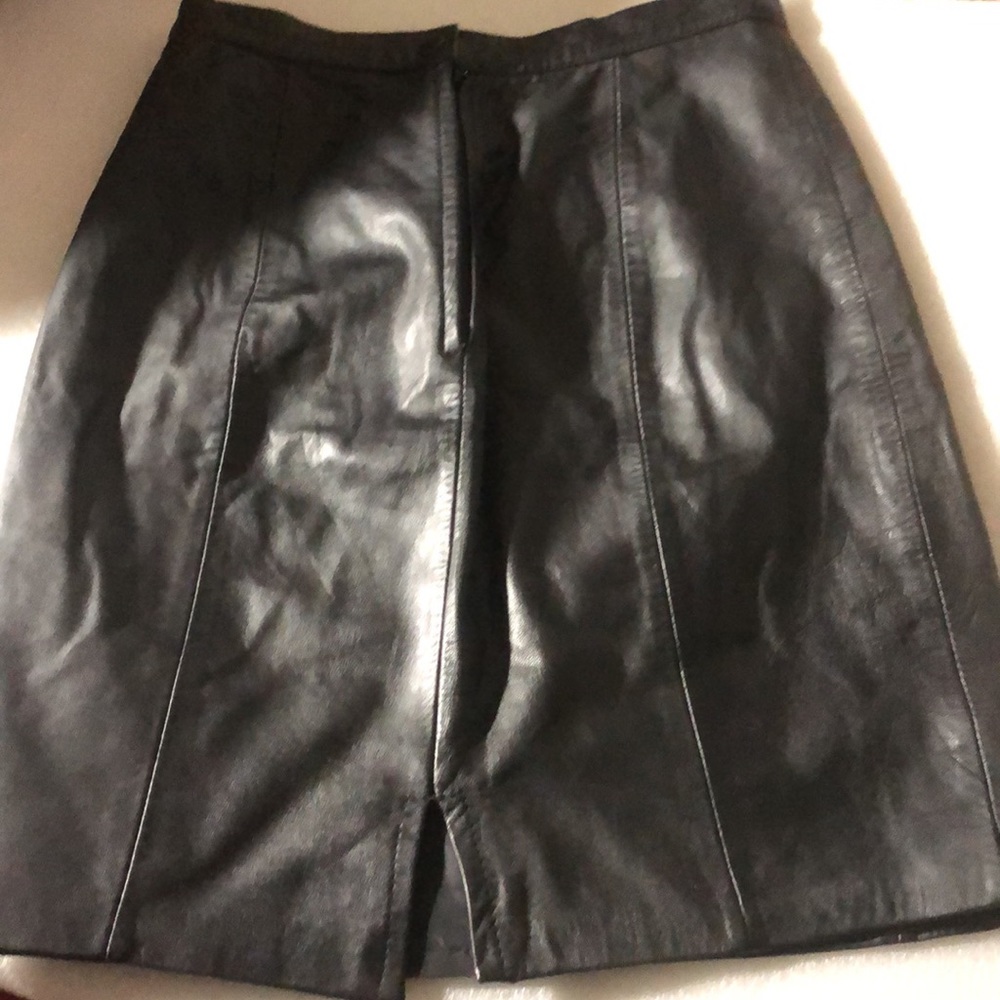 B B Dakota 100% Leather Skirt -Sz 7/ 8 - Picture 1 of 16